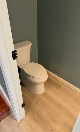 Light wood-look bathroom flooring